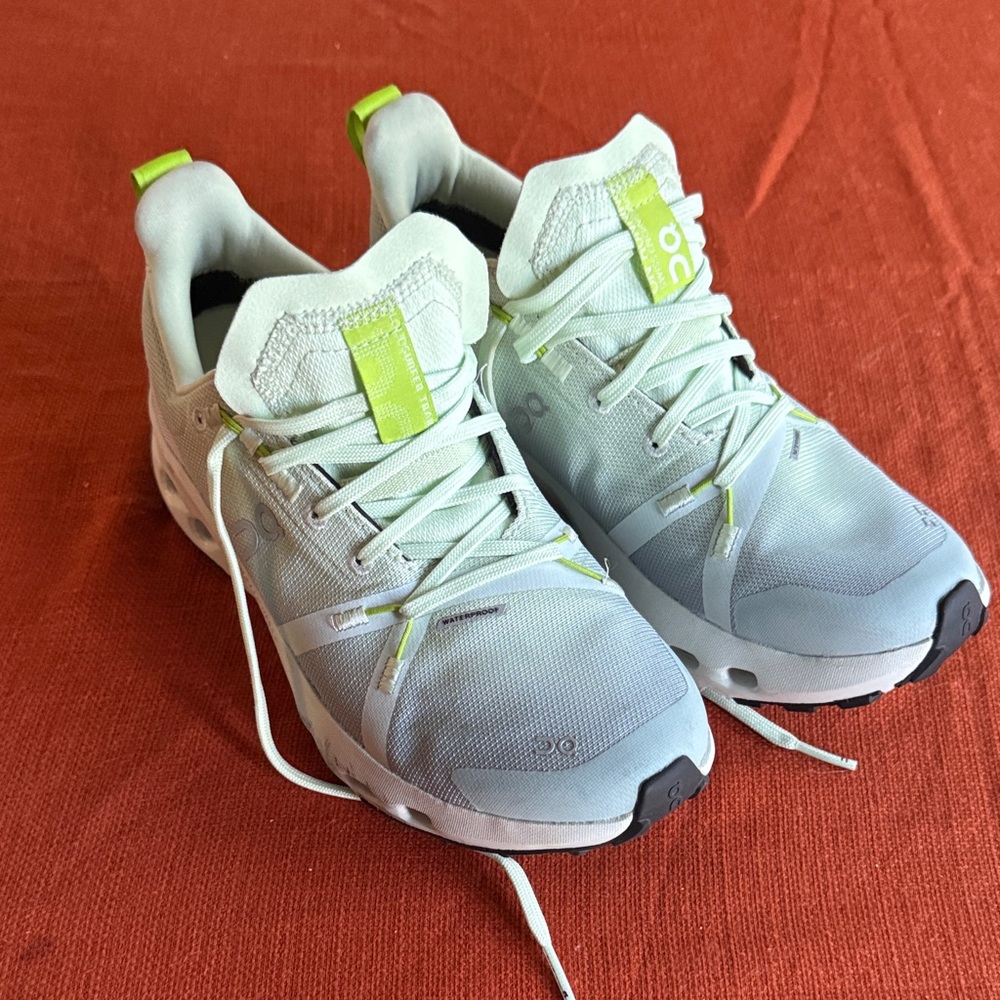 On Cloud Running Athletic Shoes Waterproof 6.5